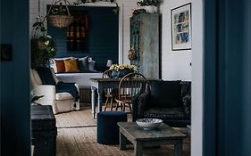 Mill House Studio - A Romantic Retreat